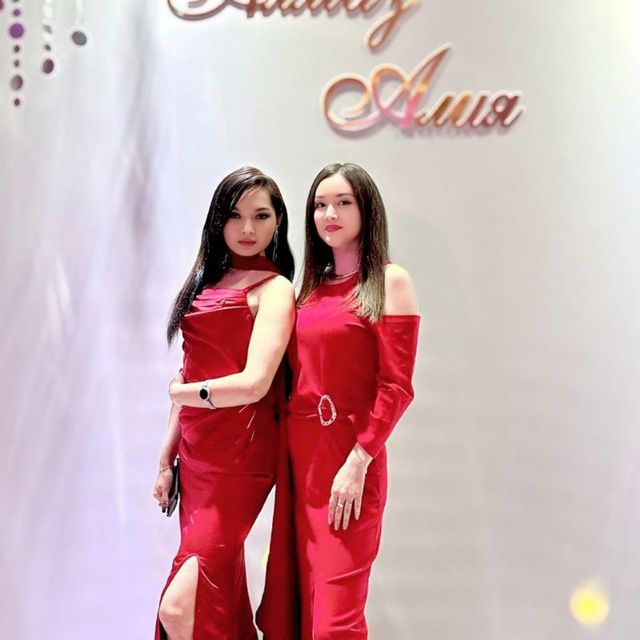 Платья вечерние 12000