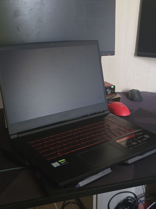 Laptop Gaming MSI GF63 Thin stare perfecta (cooler & incarcator inclus)