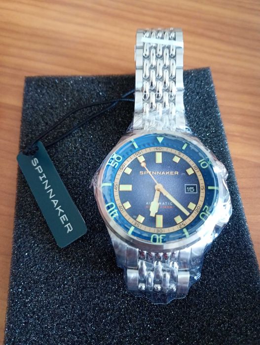 Мъжки автоматичен часовник Spinnaker .