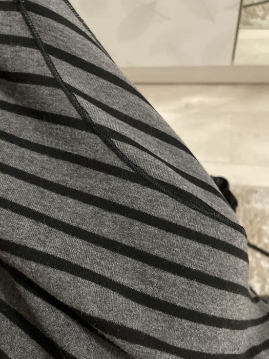 Серый лонг в полоску