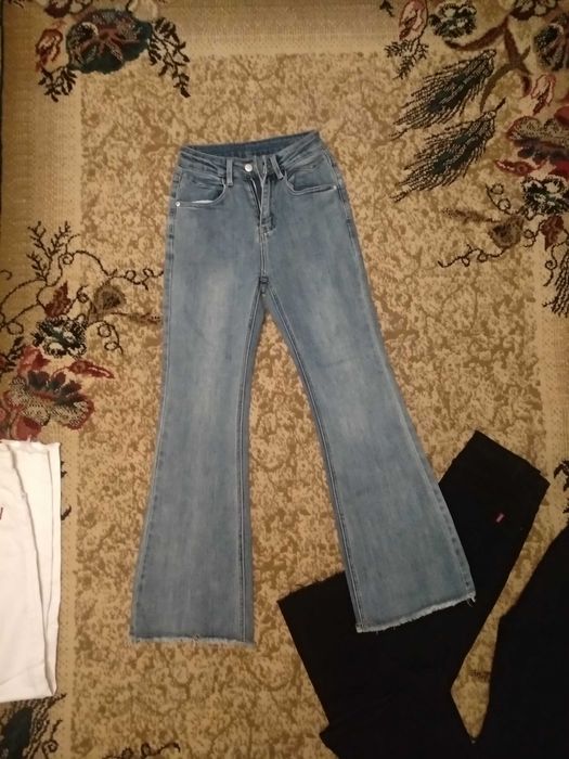 Джинсы размер 28,27