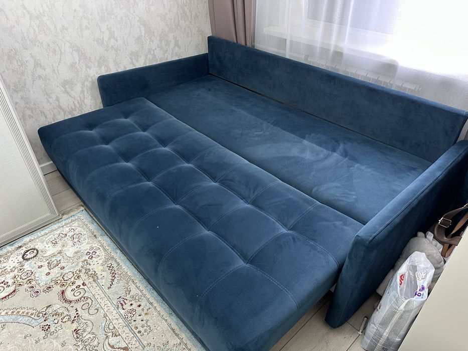 Продается диван в хорошем состоянии