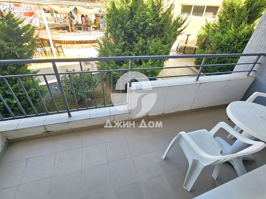 Продава се Двустаен апартамент в с. Кошарица, Област Бургас - 65 кв.м за 768 €/кв.м - Снимка #2