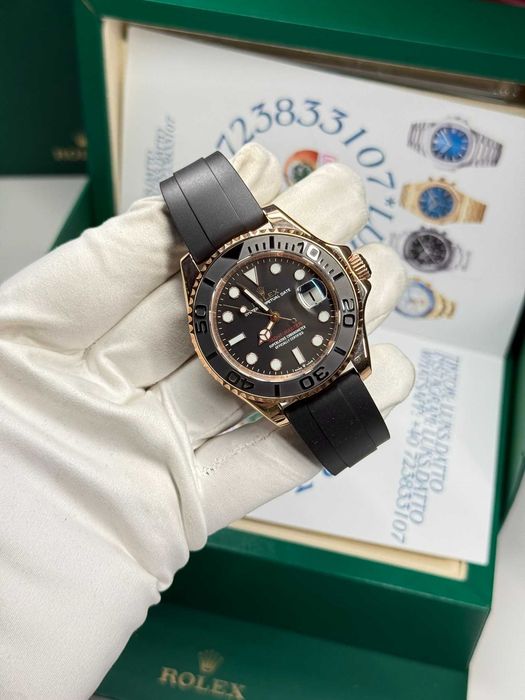 Rolex Yacht-Master Everose Gold Black Dial Oysterflex 40mm