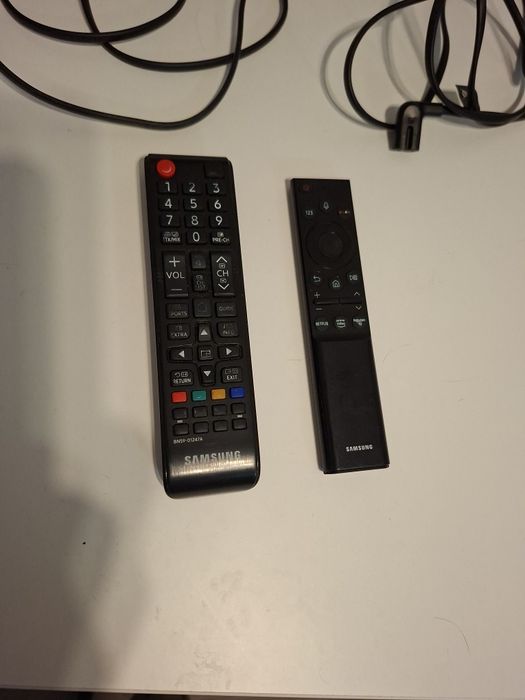 Telecomenzi Samsung originale smart tv + cabluri alimentare