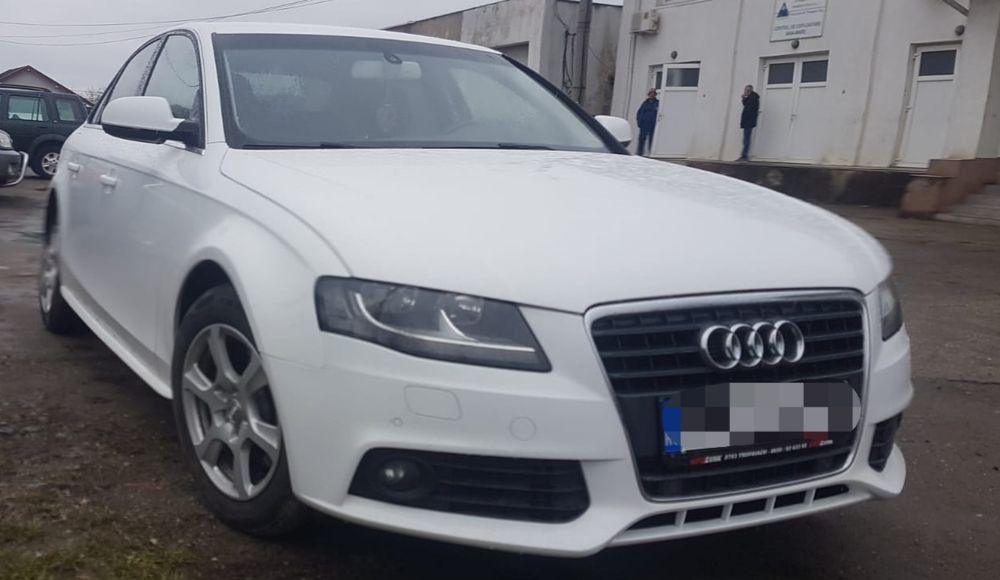 Vand Audi A 4 B 8