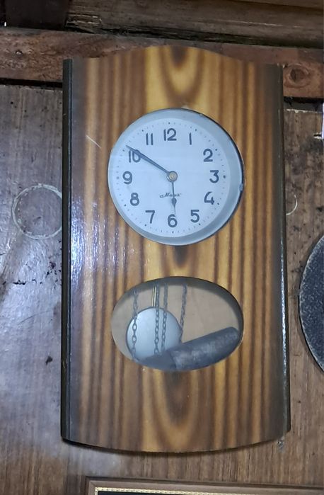 Часы раритетные настенные бу