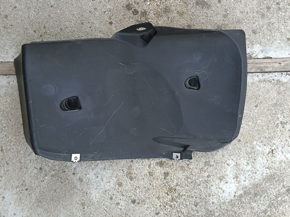 Carenaj față(apărătoare noroi roata)Megane 2 . Pasaj protecție Kangoo,