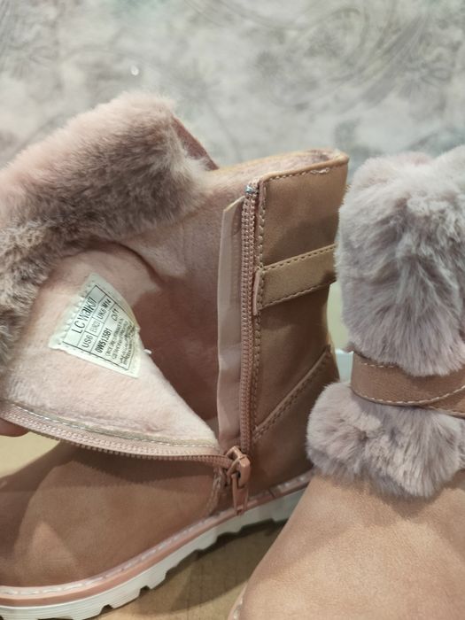 Продам детские сапожки