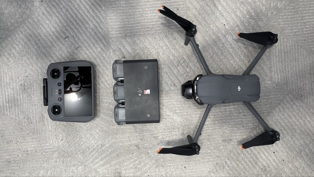 Dji Air 3 Fly More Combo (DJI RC 2) с кейсом