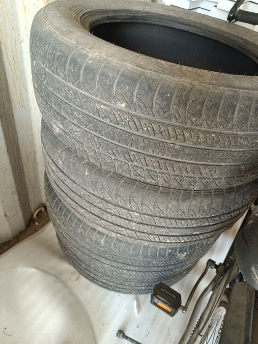 Резина летняя 245/55/19 очень б/у