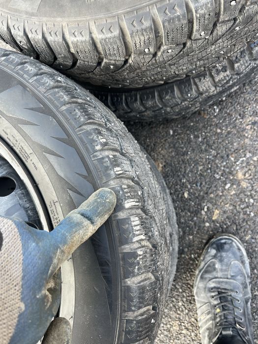 Шины с шипами 60000тг болар багасы