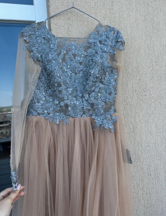 Rochie eleganta cu aplicatii - Eveniment
