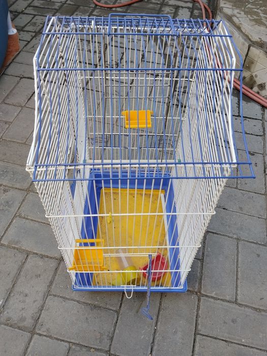 Клетка для попугаев