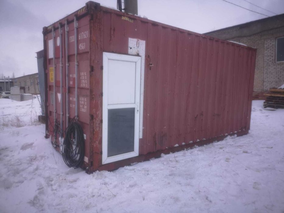 Утепленный контейнер с мебелью