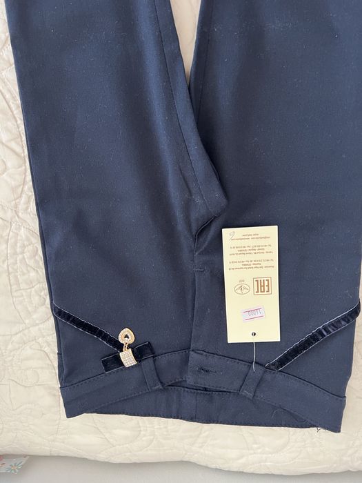 Продам школьные брюки для девочек