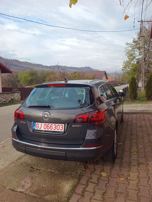 Opel astra j 1.7