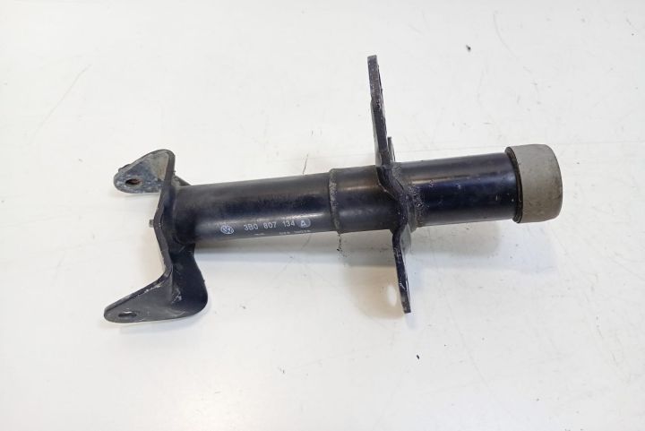 Suport armatura bara fata 3B0807134A Volkswagen VW Passat B5