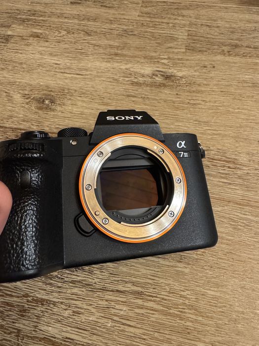 Aparat foto Sony a7 III Full-Frame Mirrorless cu wievfinder evf defect