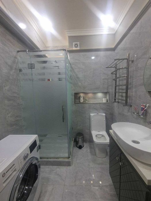 продается квартира новостройка 4/2/8 Чилонзар