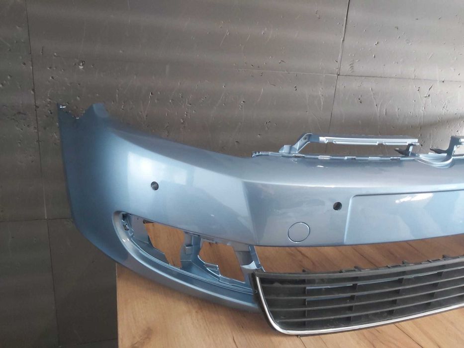 Bara Fata + Grila Sub Numar VW Golf 6/VI 2008-2013 (LA5Q (Albastru))