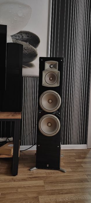 Продам Yamaha ns-777