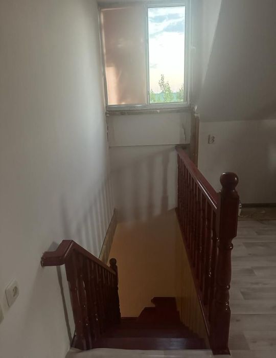 Монсарт в даче продается. Хорошый дом.