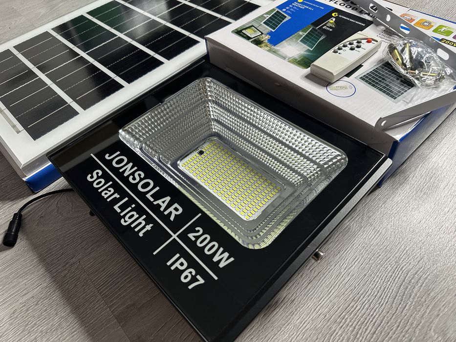 Proiector Solar 'Jon Solar 200W, Lampa Incarcare Solara + Panou Solar