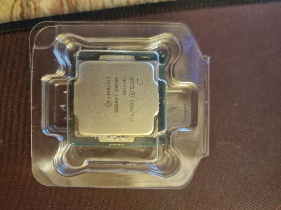 Процессор INTEL CORE i3 7100  soket 1151