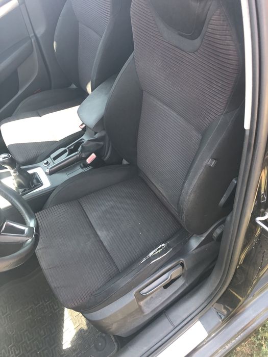 Haion Hayon usa spate Skoda Octavia 3 negru 2.0 CFKC 4x4 150 cp