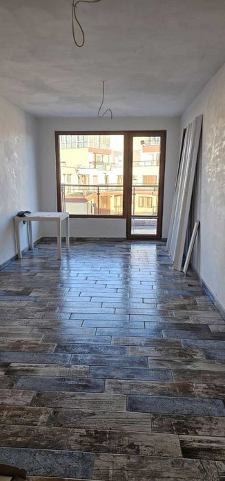 Продава се Двустаен апартамент в Велико Търново, Център - 68 кв.м за 1618 €/кв.м - Снимка #2