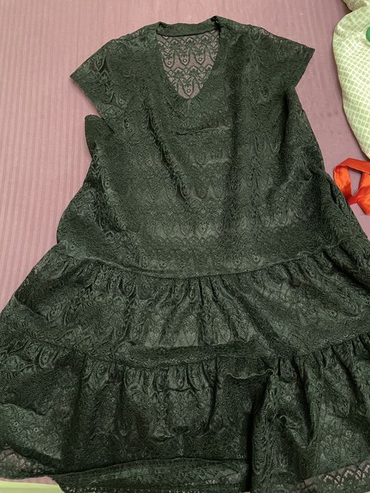 Продам платье кружевное черное