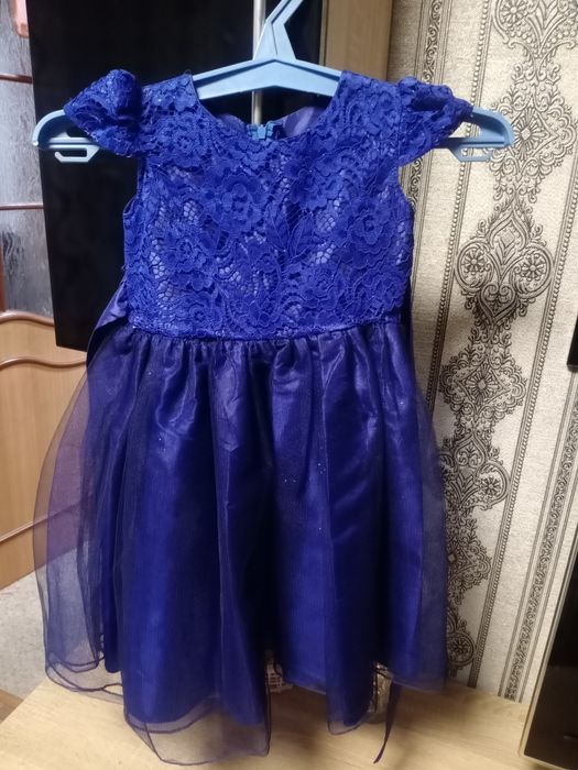 Платья нарядное.