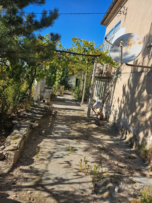 Продава се Къща в с. Йерусалимово, Област Хасково - 100 кв.м за 150 €/кв.м - Снимка #1