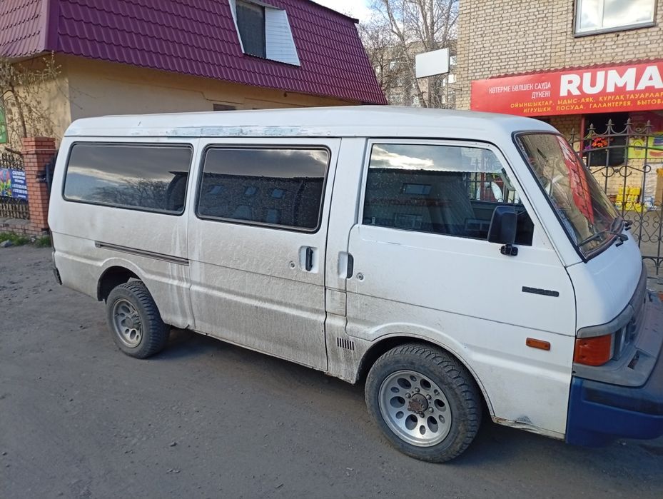 Продам Мазду Бонго