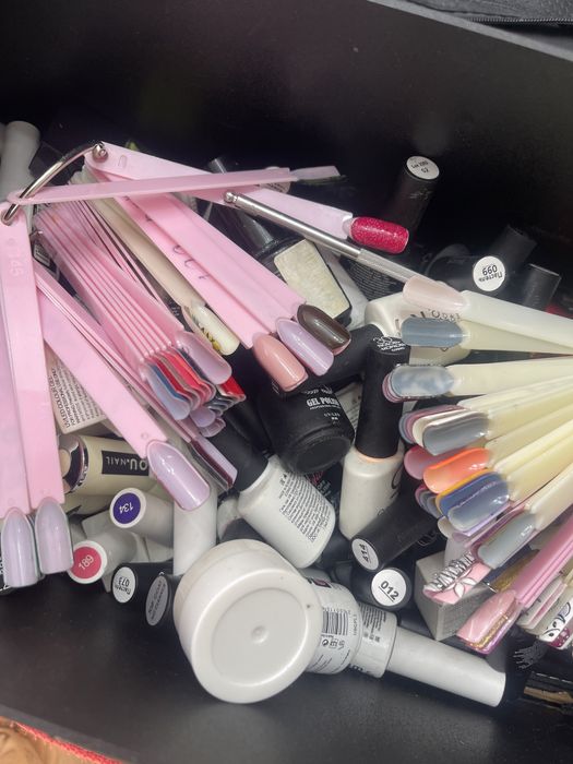 Гелевые лаки отдам даром