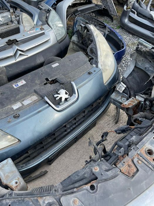 Предница/броня/фар/радиатор за Пежо