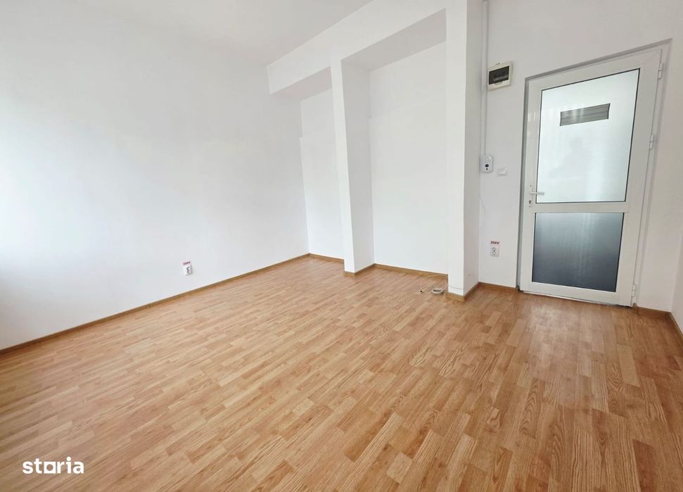 DE INCHIRIAT BIROURI 72 mp Etaj 1 Țesătura Podu Roș