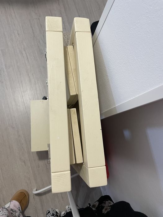 Turn de invatate din lemn