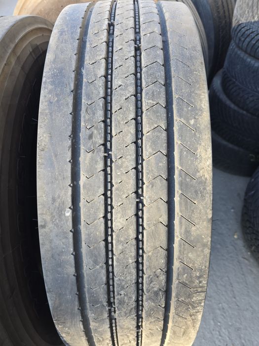 Anvelope de directie 275-70r22.5 Bridgestone