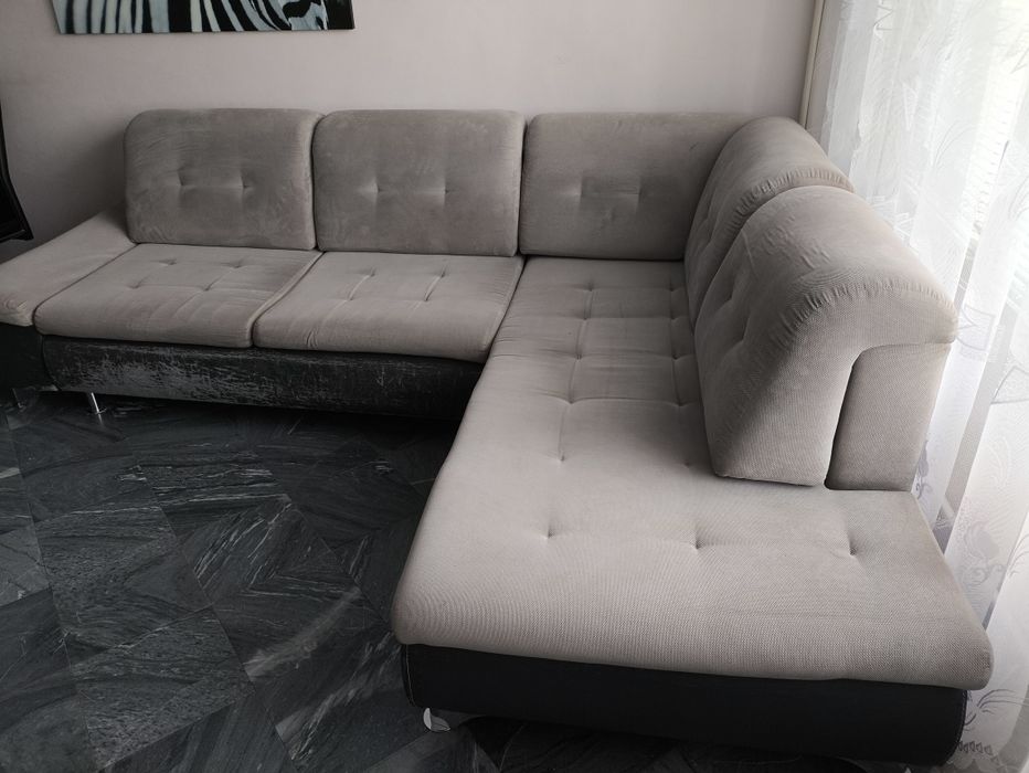 Ъглов диван с функция сън