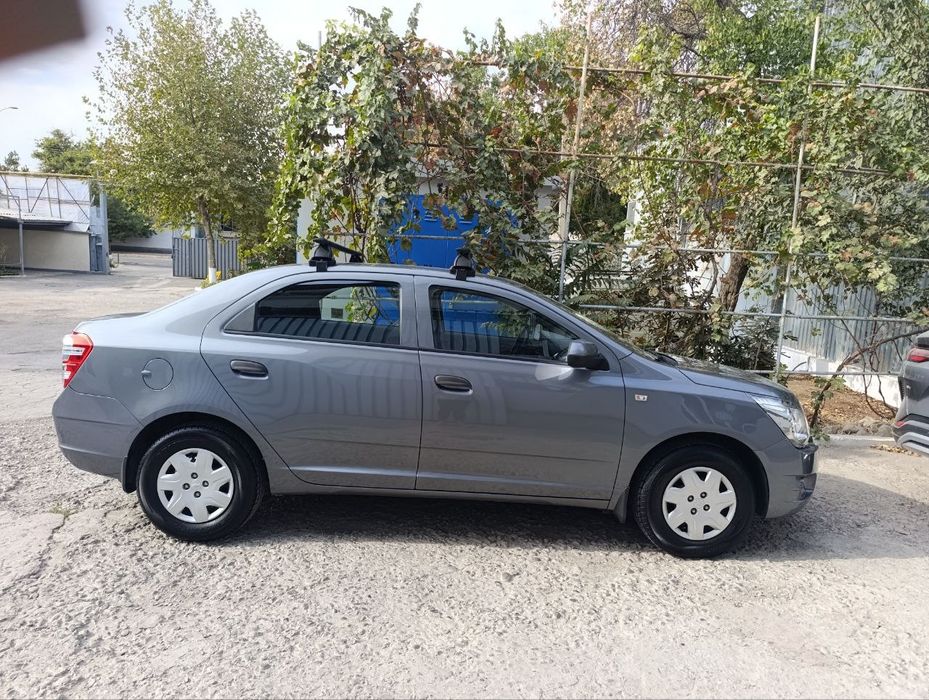 Продаётся автомобиль