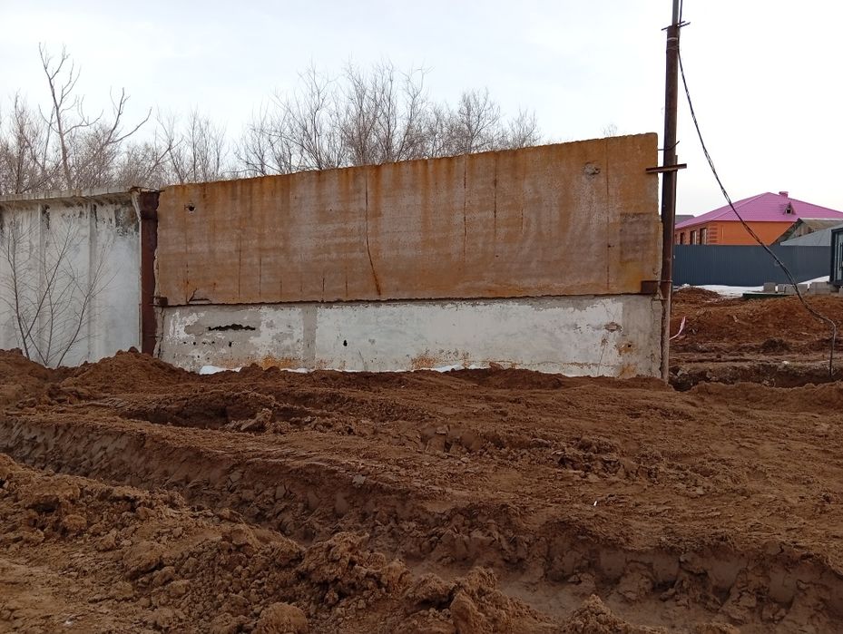 Отдам бесплатно 2 плиты ПК