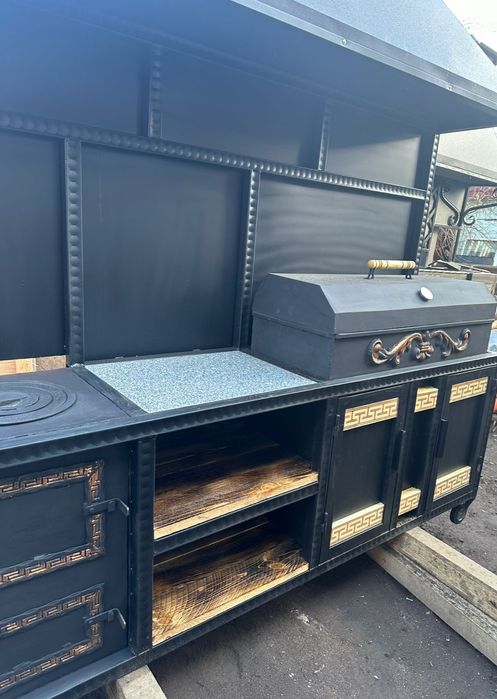 Для дома мангал.