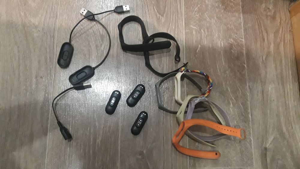 Зарядки и браслеты