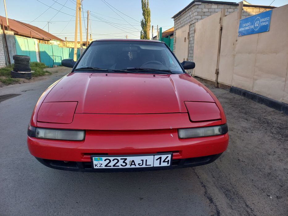 Продам мазду 323