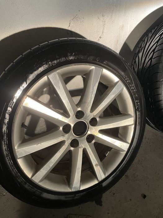 235 45 17  cu jante vw schimb cu orice