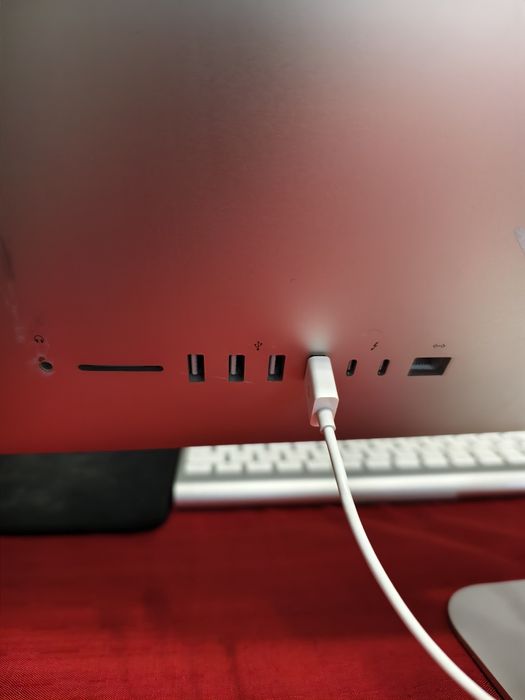 iMac 27" Retina 5K  – i5 3.8GHz – 32GB RAM – 2.1TB Fusion Drive