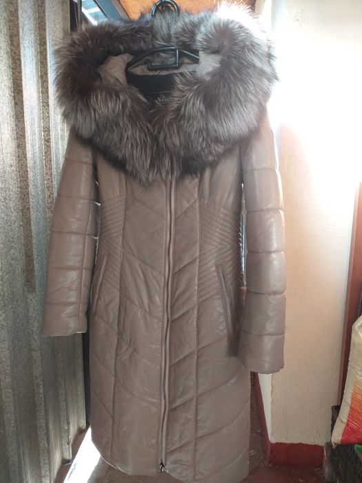 Верхняя женская одежда