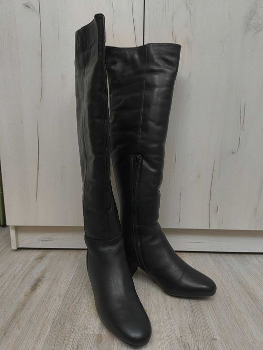 Черные зимние ботфорты